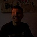 Знакомства: Илья, 20 лет, Северск