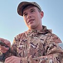 Знакомства: Александр, 27 лет, Елабуга