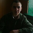 Знакомства: Артём, 32 года, Лесосибирск