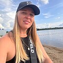 Знакомства: Люся, 37 лет, Санкт-Петербург