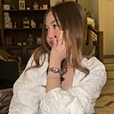Знакомства: Ilona, 19 лет, Томск