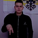 Знакомства: Кирилл, 25 лет, Ульяновск