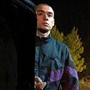 Знакомства: Кирилл, 28 лет, Луганск