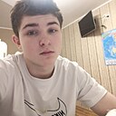 Знакомства: Дима, 18 лет, Челябинск