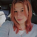 Знакомства: Полина, 22 года, Москва