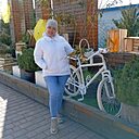 Знакомства: Людмила, 50 лет, Батайск
