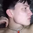 Знакомства: Максим, 18 лет, Уварово