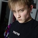 Знакомства: Максим, 18 лет, Уварово