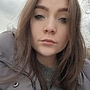 Знакомства: Арина, 21 год, Москва