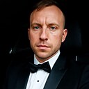 Знакомства: Артем, 32 года, Симферополь