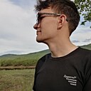 Знакомства: Валентин, 26 лет, Норильск