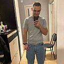 Знакомства: Павел, 22 года, Сургут