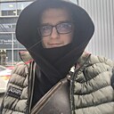 Знакомства: Олег, 31 год, Владивосток