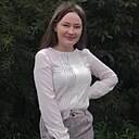 Знакомства: Елена, 28 лет, Усть-Илимск