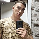 Знакомства: Виктор, 29 лет, Петропавловск
