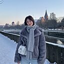 Знакомства: Виктория, 19 лет, Калининград