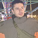 Знакомства: Максим, 34 года, Симферополь