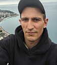 Знакомства: Макс, 39 лет, Алупка