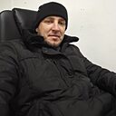 Знакомства: Макс, 40 лет, Степногорск