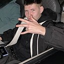 Знакомства: Илья, 19 лет, Свислочь