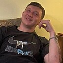 Знакомства: Илья, 24 года, Котельнич