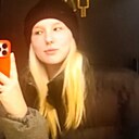 Знакомства: Полина, 19 лет, Москва