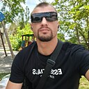 Знакомства: Ёжик, 35 лет, Новороссийск