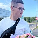 Знакомства: Денис, 22 года, Смолевичи