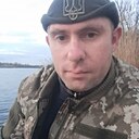 Знакомства: Максим, 32 года, Гайворон