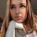 Знакомства: Настя, 24 года, Гатчина
