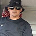 Знакомства: Умид, 40 лет, Шира