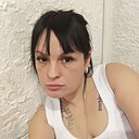 Знакомства: Елена, 24 года, Воткинск