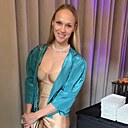 Знакомства: Елена, 40 лет, Москва