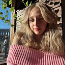 Знакомства: Илона, 18 лет, Санкт-Петербург