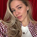 Знакомства: Ксения, 30 лет, Курган