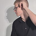 Знакомства: Дима, 18 лет, Хабаровск