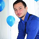 Знакомства: Максим, 23 года, Луга