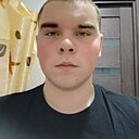 Знакомства: Максим, 21 год, Шахты