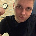 Знакомства: Виктор, 28 лет, Новомосковск