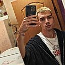 Знакомства: Кирилл, 23 года, Тверь
