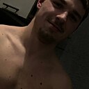 Знакомства: Максим, 25 лет, Минск