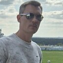 Знакомства: Виктор, 34 года, Новомосковск