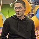 Знакомства: Богдан, 33 года, Дедовск