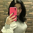 Знакомства: Дина, 18 лет, Барнаул