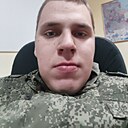 Знакомства: Максим, 22 года, Волгоград