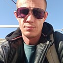 Знакомства: Вася, 24 года, Суходольск