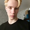 Знакомства: Максим, 25 лет, Москва