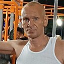 Знакомства: Женя, 45 лет, Владивосток