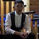Знакомства: Нур, 18 лет, Томск