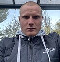 Знакомства: Иван, 25 лет, Мариуполь